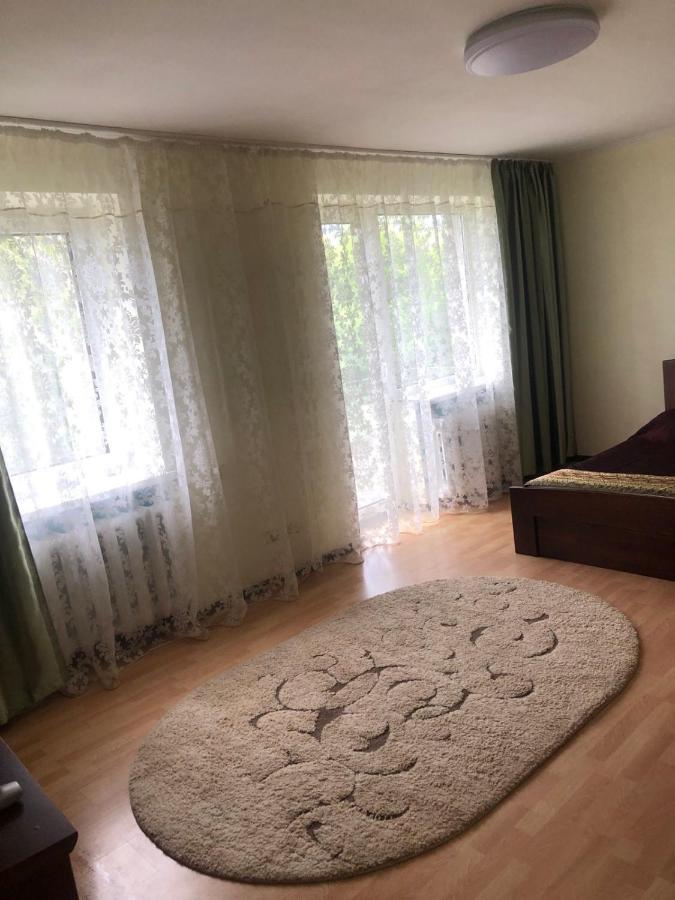 Квартира З Виглядом На Озеро Ternopil Eksteriør bilde
